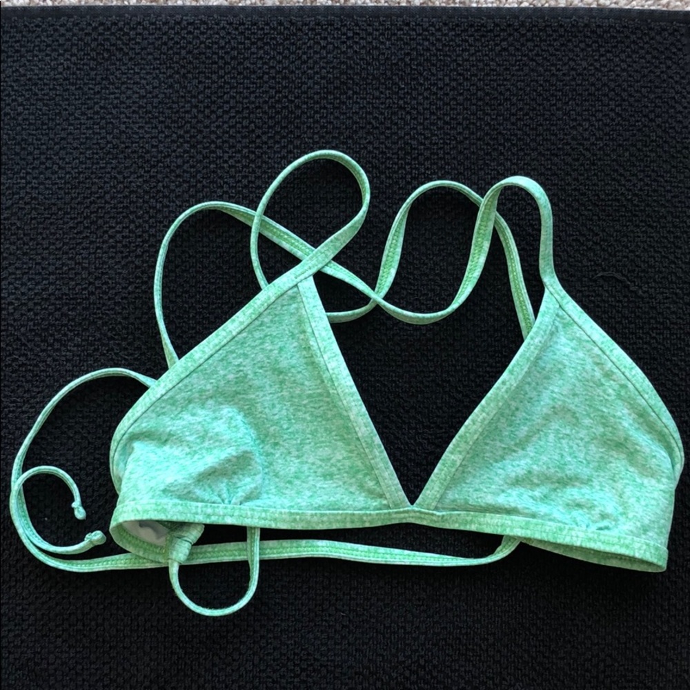 Jolyn triangle top heathered green medium